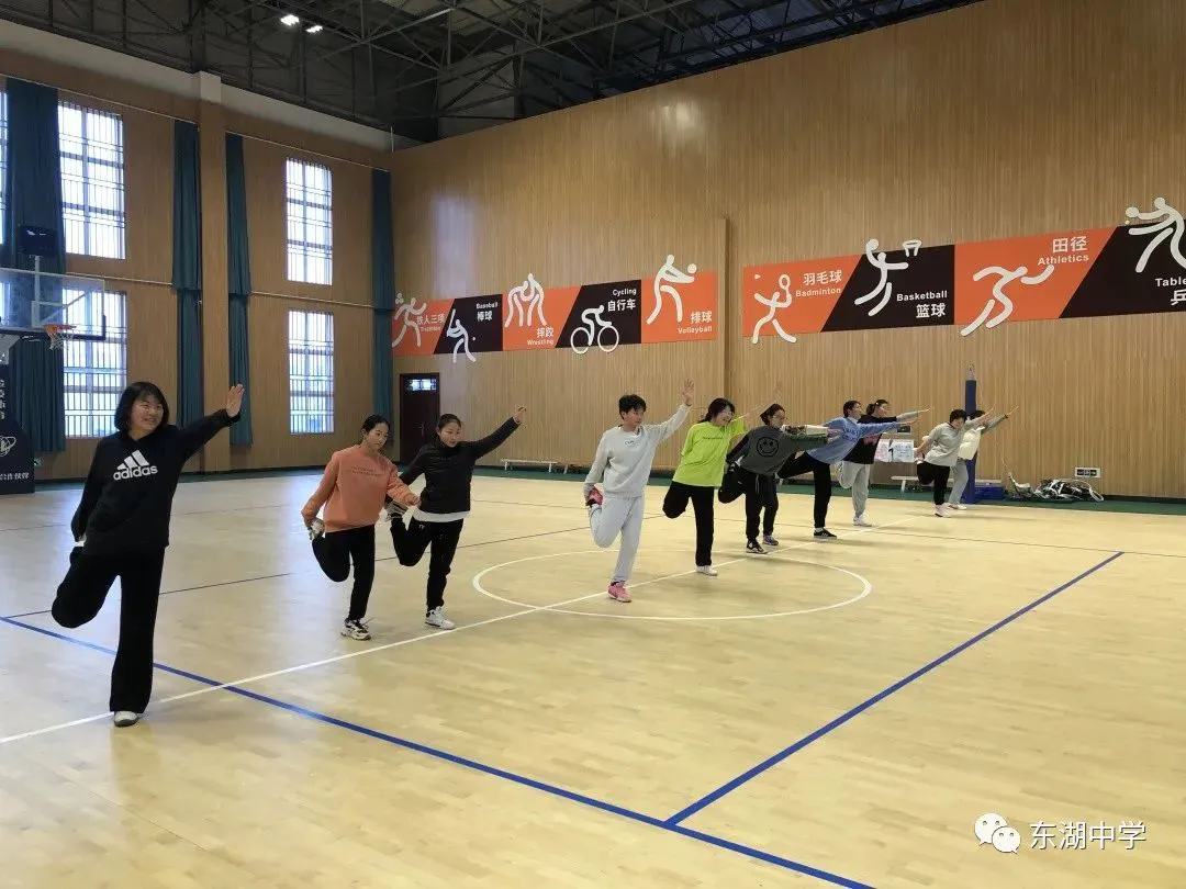 哪里可以找到专业的篮球防守训练课程_2